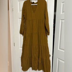Women’s Universal Thread Maxi Dress!